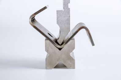 Corte E Dobra Personalizados Em Metais??